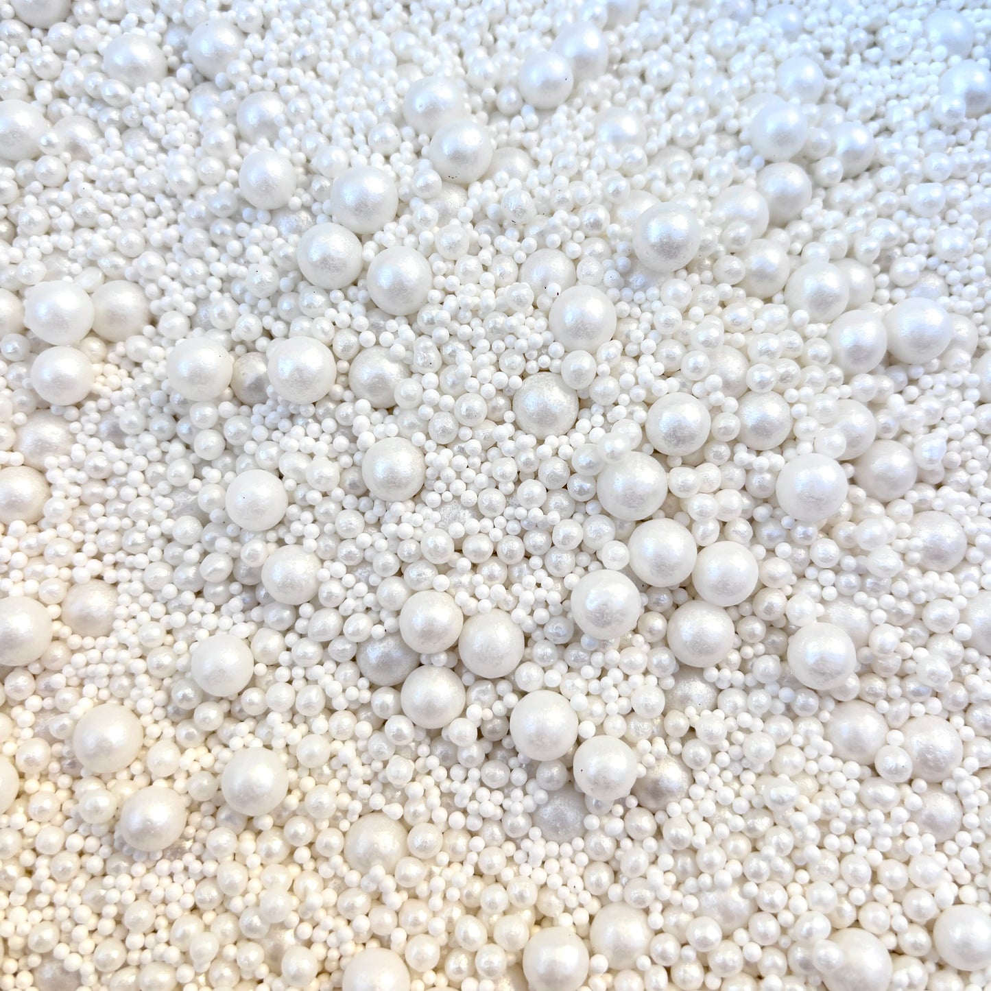 Shimmer White Pearls