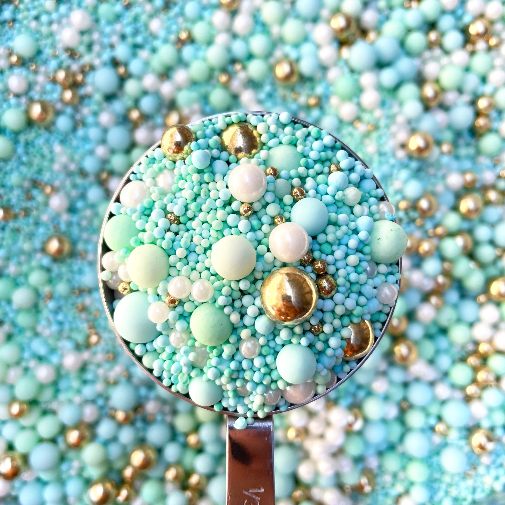 Tiffany coloured cake sprinkles